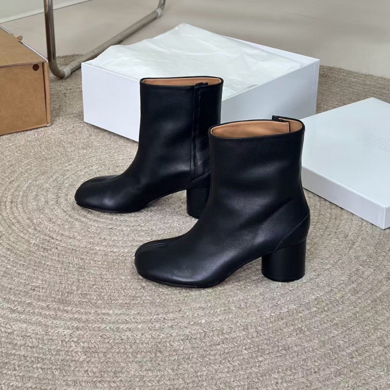 靴子6CM黑色皮面